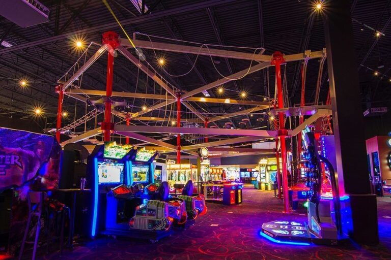 play high ropes course e15108501 768x512